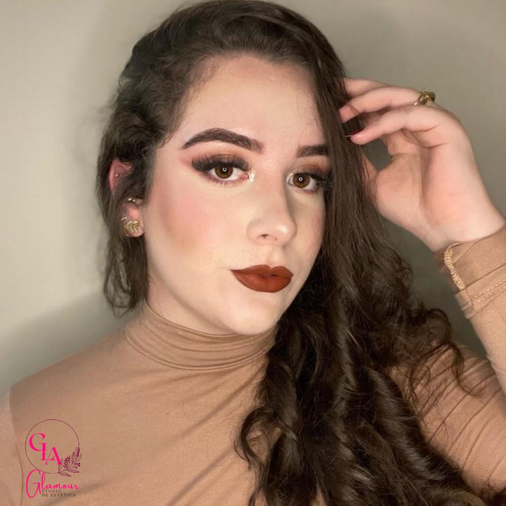 Maquiagem Social Com Pele Blindada + Spa Lips