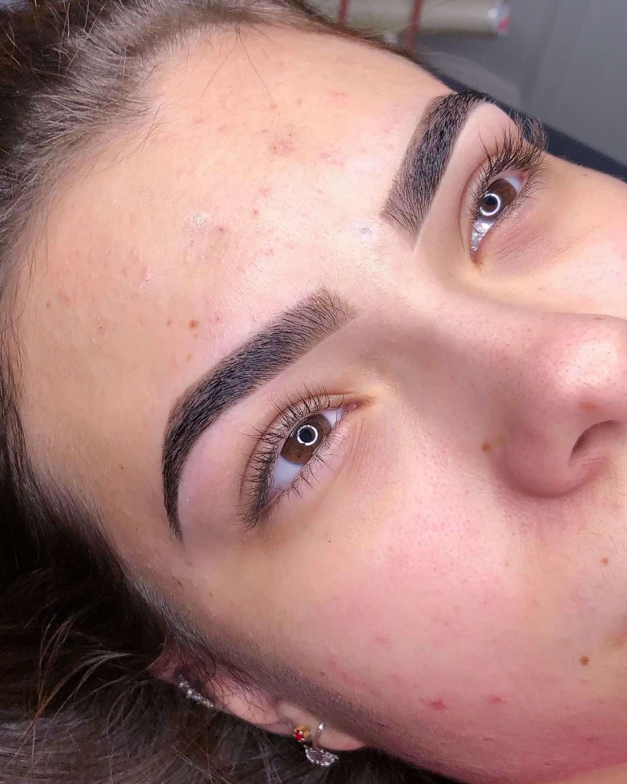 Design Personalizado Henna Degradê + Epilação Facial Egípcia